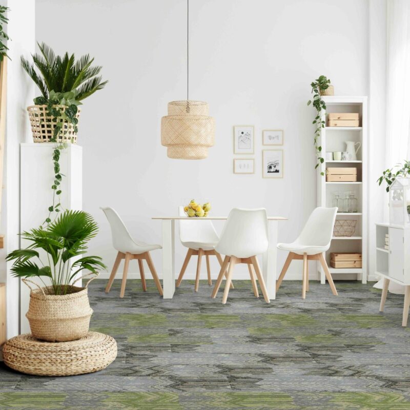 Boho geometric carpet plank in solution-dyed nylon